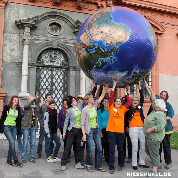 Was ist ein Crowdball und wofür werden Crowd Balls verwendet?